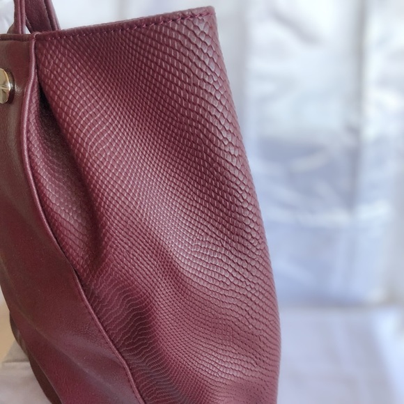 Kenneth Cole shoulder bag - Picture 2 of 4